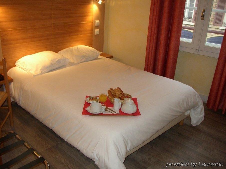 Brit Hotel Mâcon Centre Gare Cameră foto